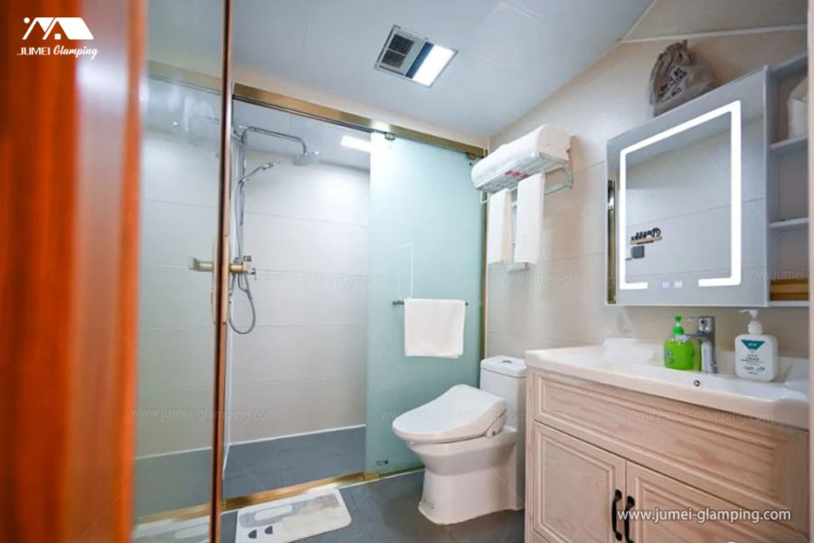 8 Styles 40s Glamping Domes and New Glamping Pods in a Resort Jumei