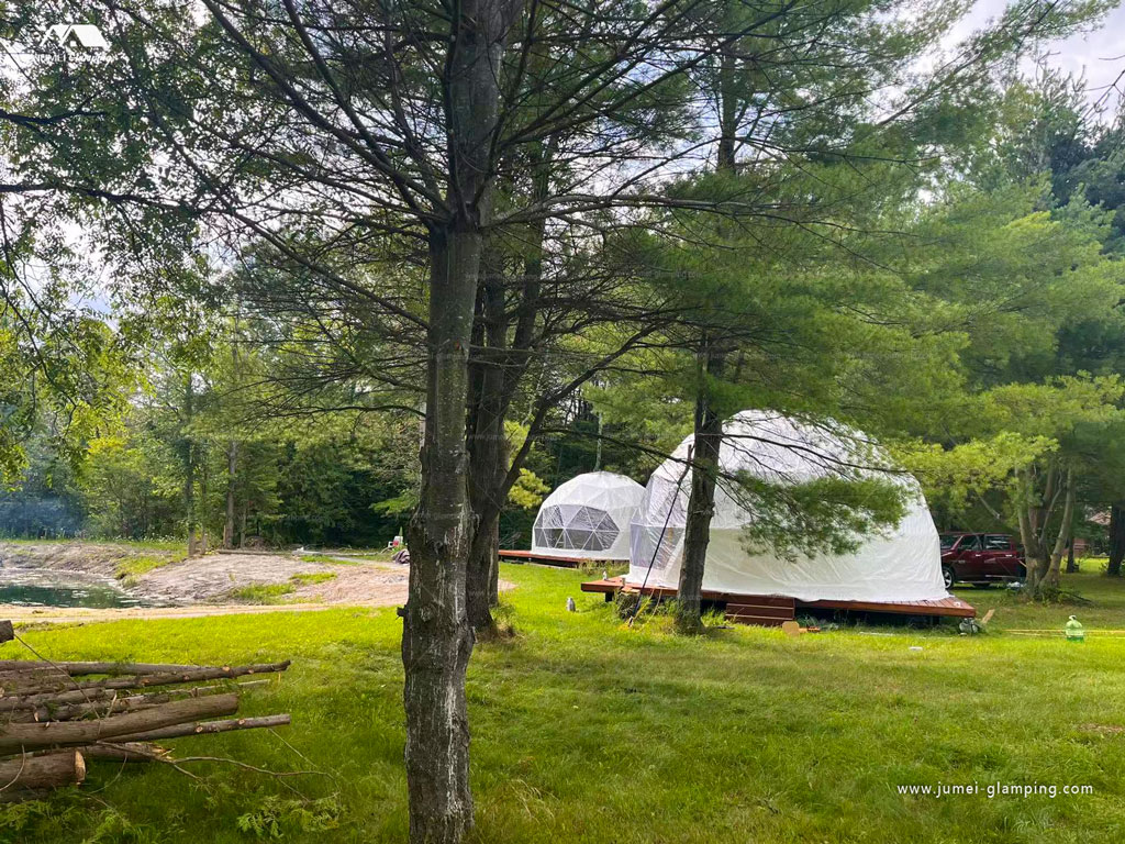 Glamping Dome in the Spring Grassland