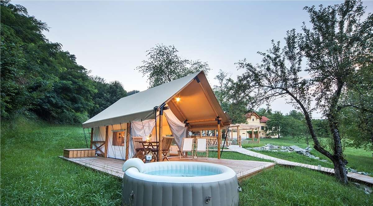 Compact Luxury Safari Tent B32 - Jumei Glamping Tents